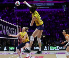 女排新世纪至今世锦赛数据：朱婷一枝独秀！扣球双率遥遥领先|周苏红|中国女排|龚翔宇|李盈莹|王一梅_新浪体育_新浪新闻